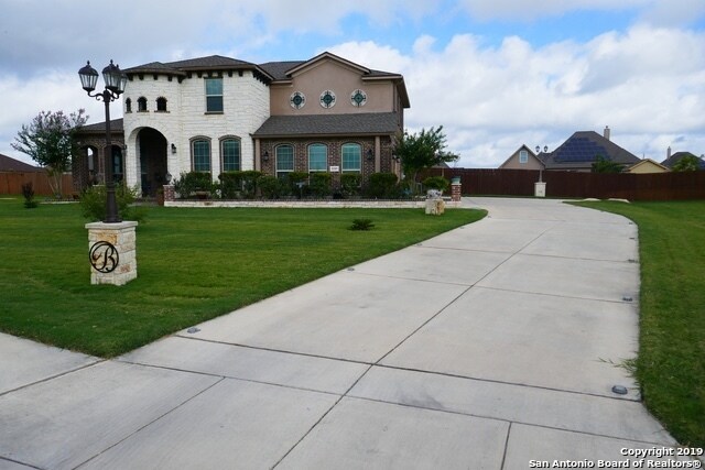 Building Photo - Custom Dream Home on over .5 Acre
