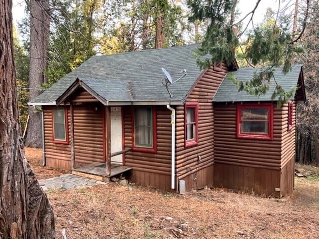 Photo - Twain Harte Cabin in the Woods