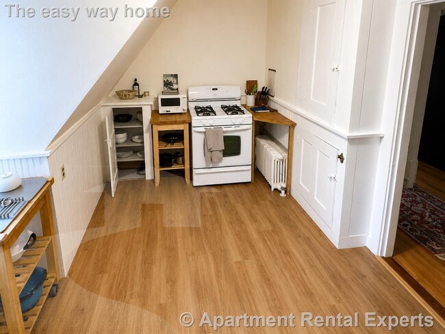 Photo - 72 Thurston St Unit #3