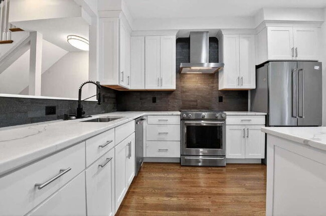 Photo - 504 N Thomas St