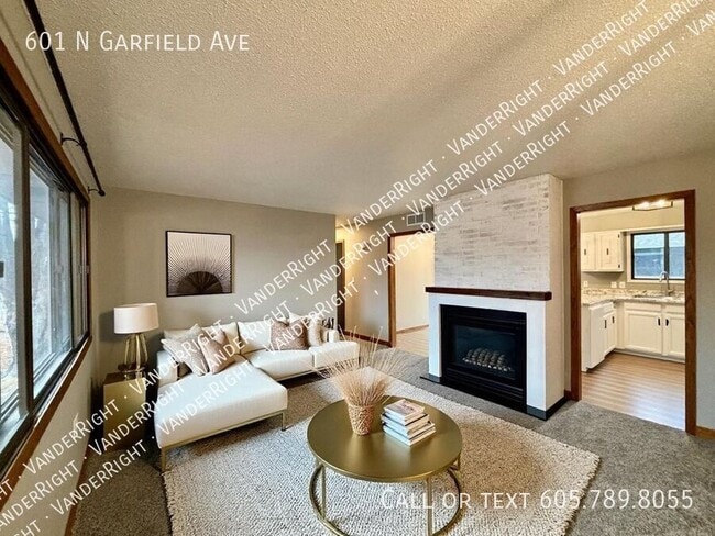 Photo - 601 N Garfield Ave Apartment