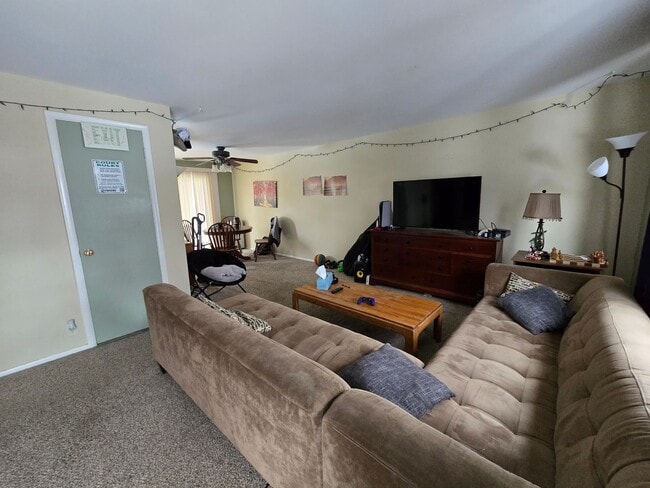 Photo - Preleasing Spacious 5-Bedroom Home with Finished Basement, Large Backyard & Attached Garage