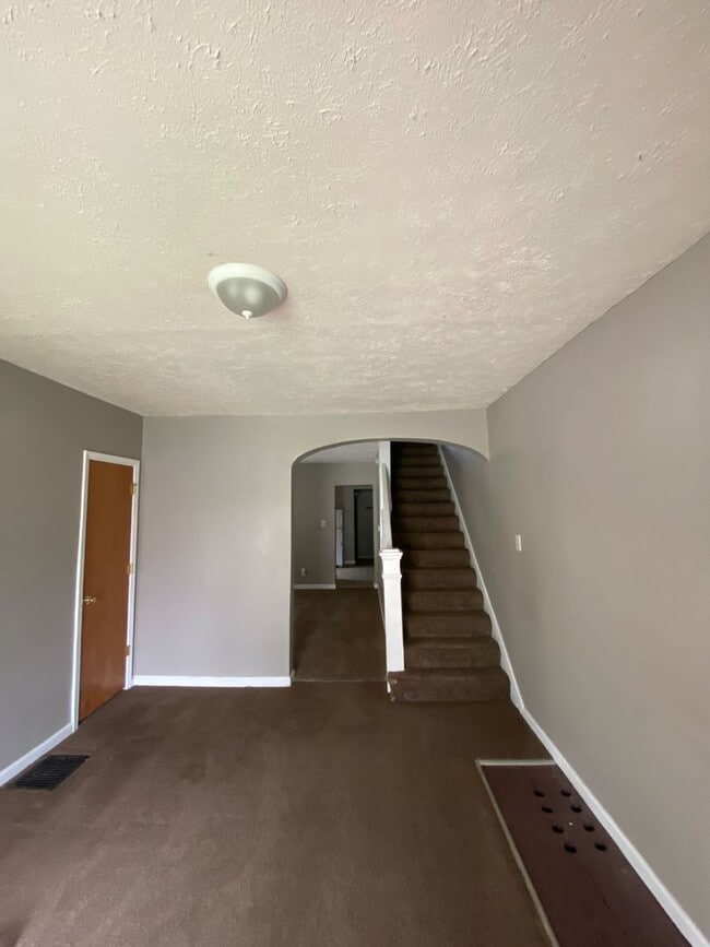 Photo - 1301 N Olney St Unit 1303 N Olney St