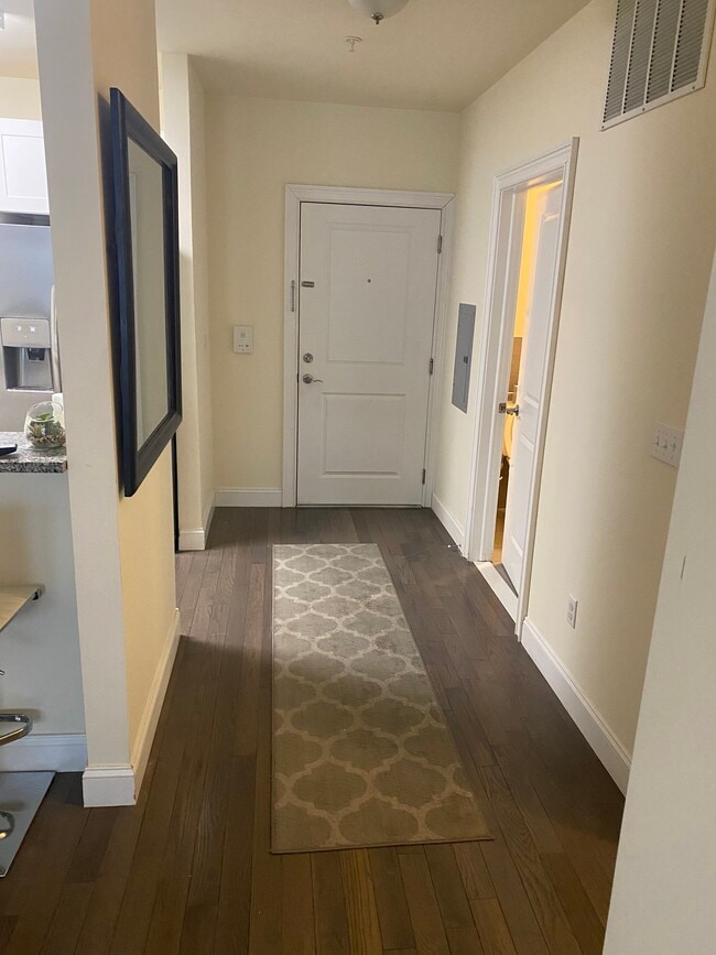 Photo - 90 Clinton Ave Unidad 306