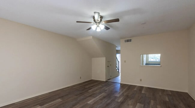 Lincoln Square Townhomes