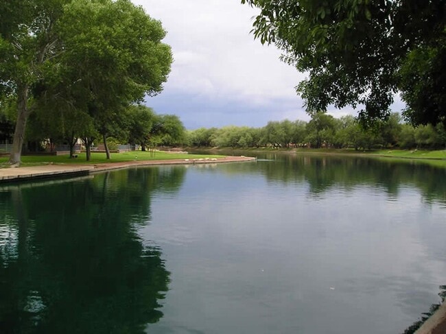 Photo - Spacious 2bd/2bath + Den home in gorgeous community (there's a lake!)