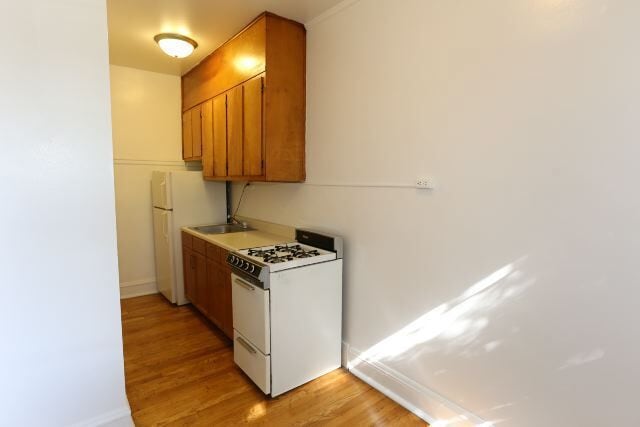 4752 N Paulina St Unit 302