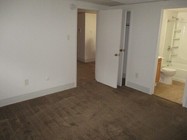 Photo - Regent Square