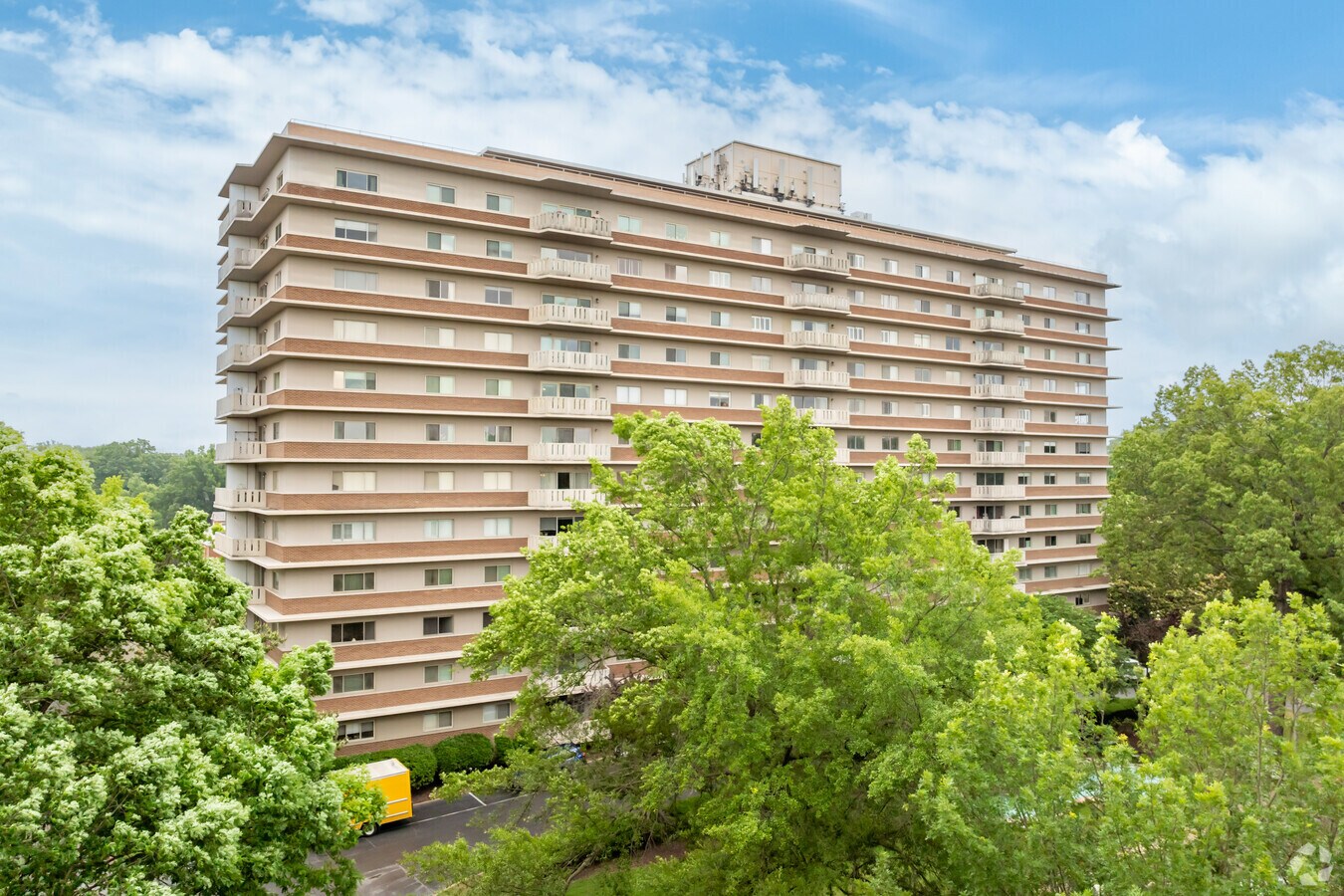 Photo - Parkway House