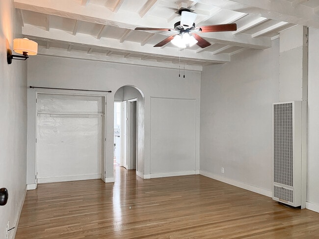 Building Photo - 10865 Fruitland Dr Unit .25