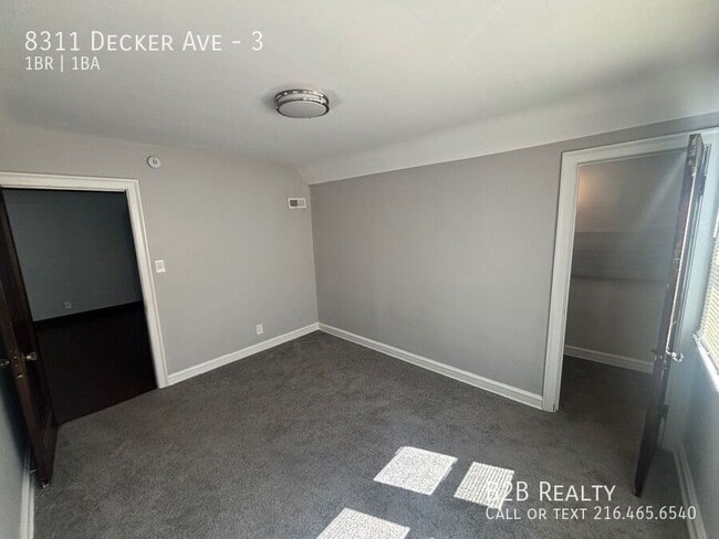 Photo - 8311 Decker Ave Unidad 3