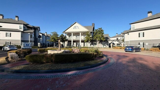 Photo - 15000 W Airport Blvd Unidad B2