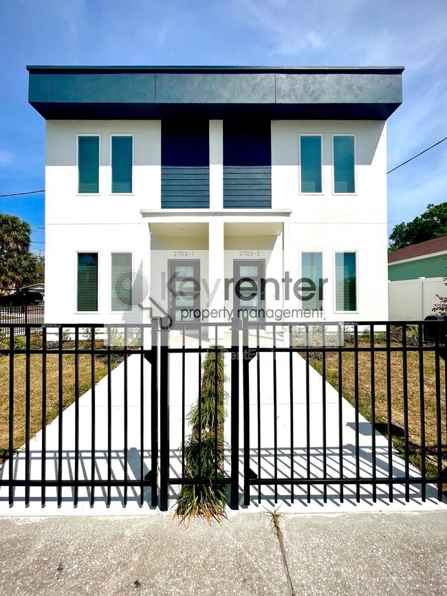 Building Photo - 2703 N 24th St Unit 1