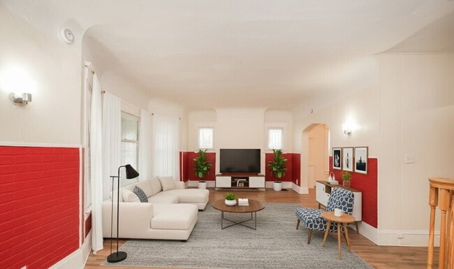 Photo - 10906 Grantwood Ave