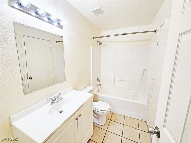 Photo - 1521 Old W Ave