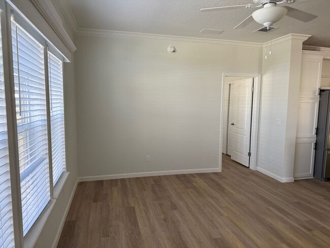 1635 Voyager Dr