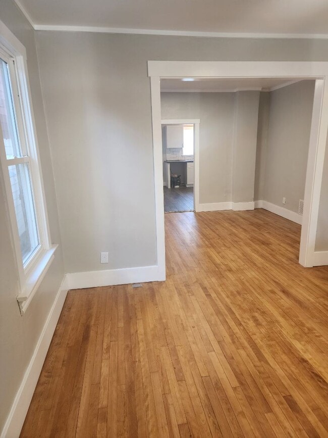 Photo - 523 Jackson St