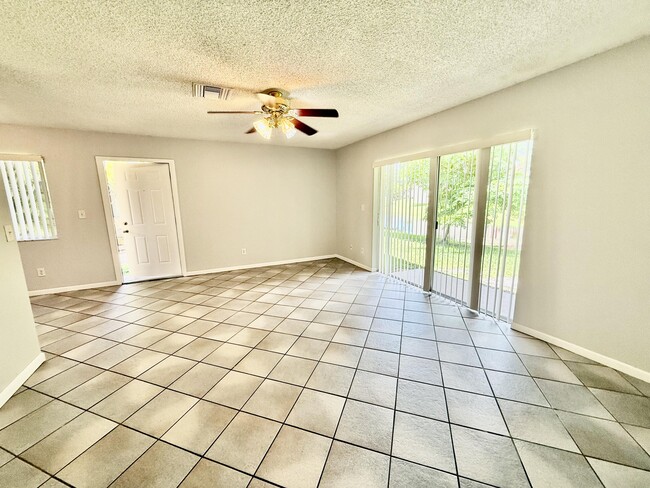 Photo - 3741 NW 84th Ave Unit A1