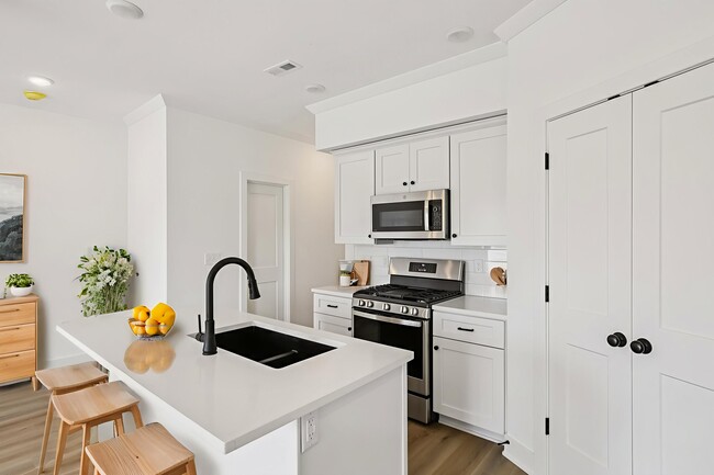 FAIRVIEW CROSSING TOWNHOMES
