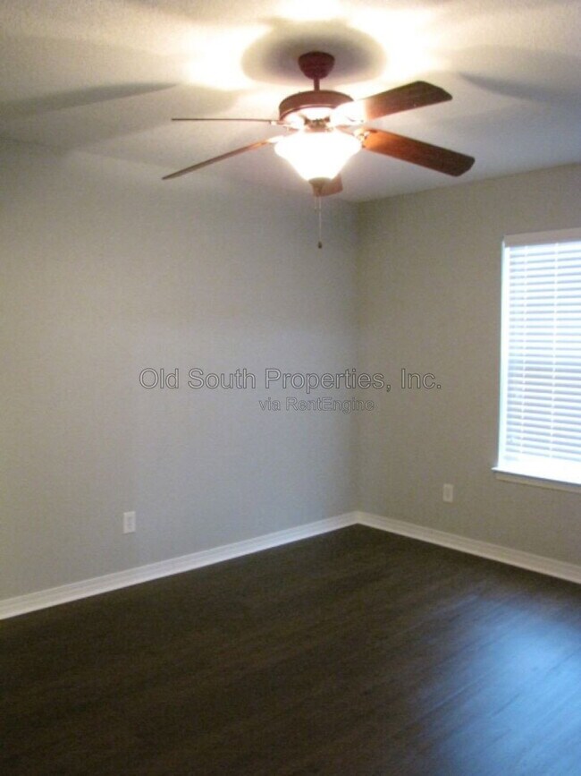 Photo - 8428 Walnut Ave