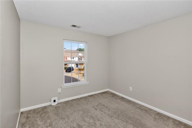 Photo - 304 Fox Overlook