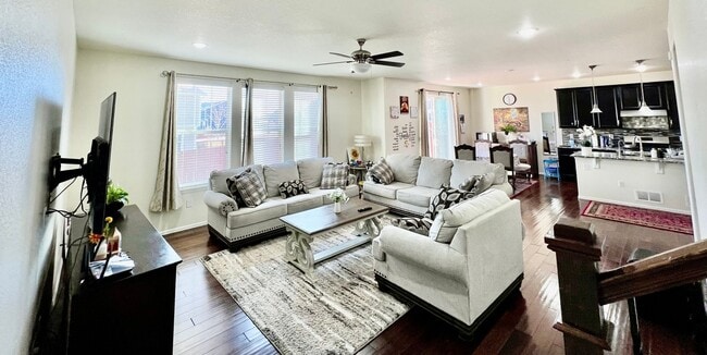 Building Photo - 10488 Evansville Cir