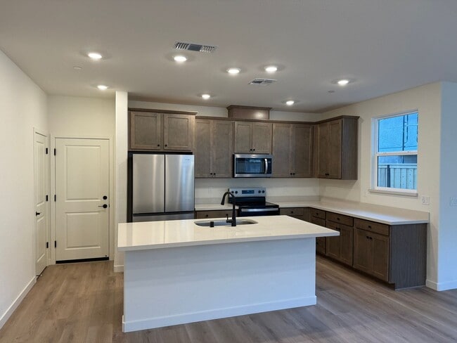 2814 Stargaze Ln