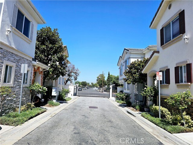 Photo - 15812 Crest Ln