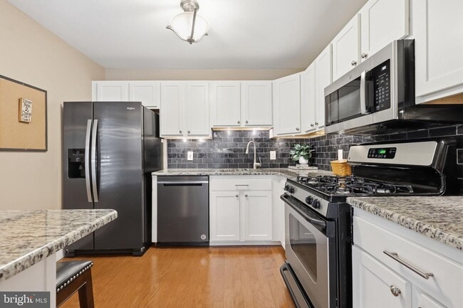 Photo - 3105 Danbury Ct