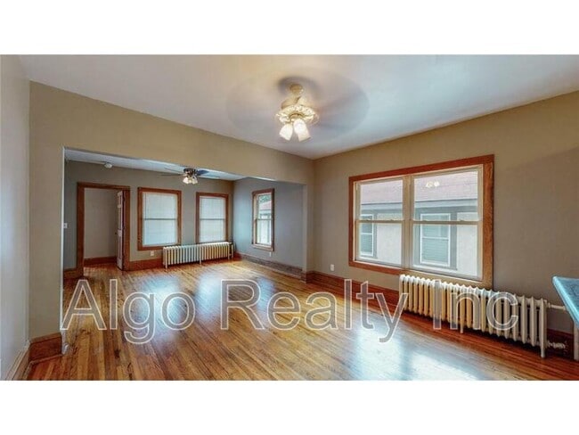Building Photo - 609 Snelling Ave N Rental