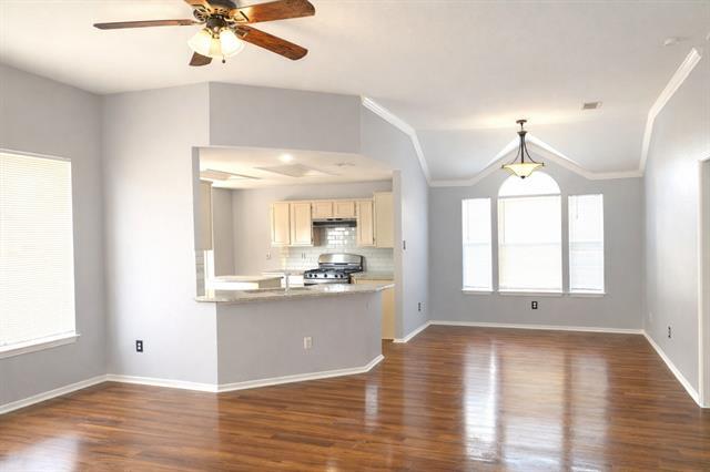 Photo - 2024 Austin Dr