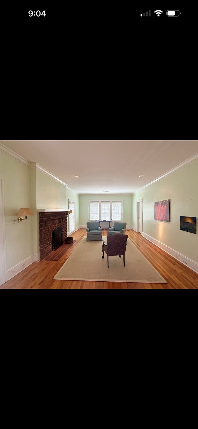 Photo - 244 Payne St