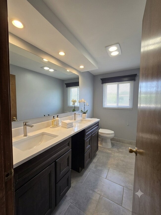 Photo - 14443 Lakeshore Dr
