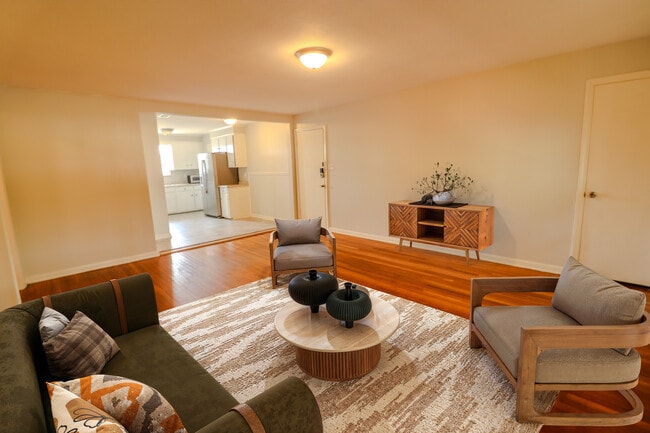 Photo - 9 Berkley Pl Unit 3