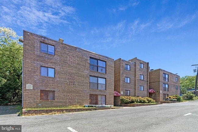 Photo - 310 Atlantic St SE Unit 102B