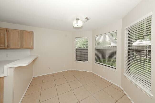 Photo - 3247 N Mason Rd