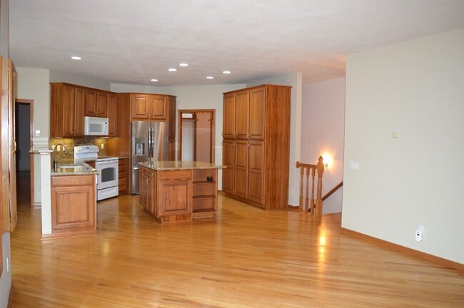 Photo - 7541 Red Fox Trl