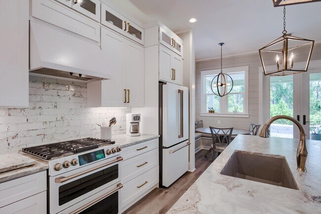 Photo - 40 Kristin Ct