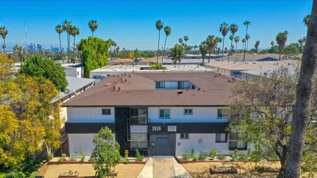 Building Photo - 3926 Gibraltar Ave Unit 3