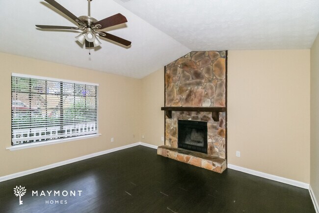 Photo - 2624 Laurel View Dr