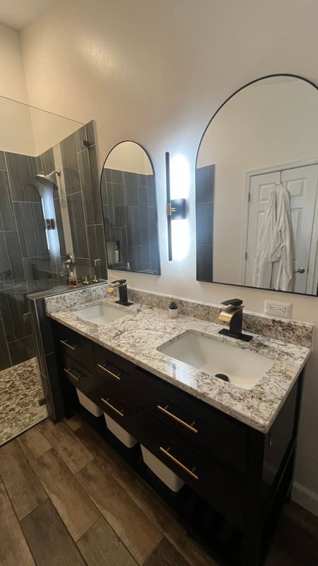 Photo - 15684 Mendoza Ln