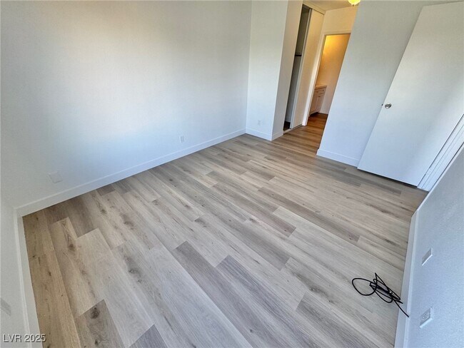 Building Photo - 1424 Santa Anita Dr Unit D