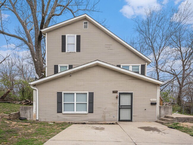 Photo - Bellefontaine Unit 7327 Bellefontaine