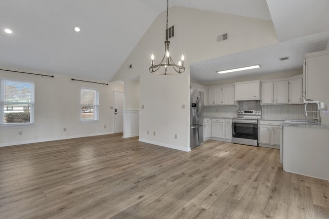 Photo - 78 Standing Rock Rd