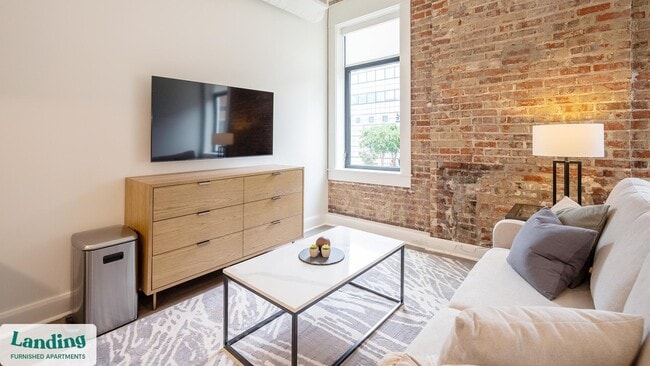 Photo - 425 20th St S Unit 201.579032