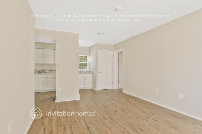 Photo - 927 28th St NW