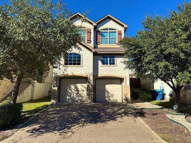 Beautiful Home in Stone Oak! - Beautiful Home in Stone Oak!