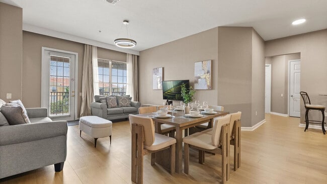 Photo - 5037 Shoreway Loop Unidad ID1244717P