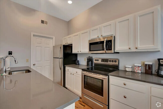 Building Photo - 4206 Castleman Ave Unit 1W Rental