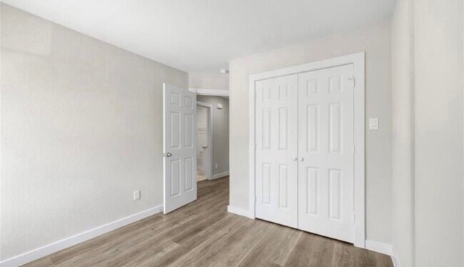 Photo - 6801 Haight St